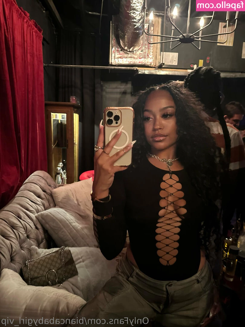 biancababygirl_vip [ biancababygirl-vip ] - So I did watch Color Out of Space last night and it had some VERY