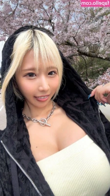 Alice Otsu [ alice-otsu ] - Playin with cum is fun