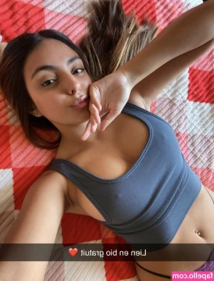 AsmaMaroqui - What an evil thong being in the way like that ;p