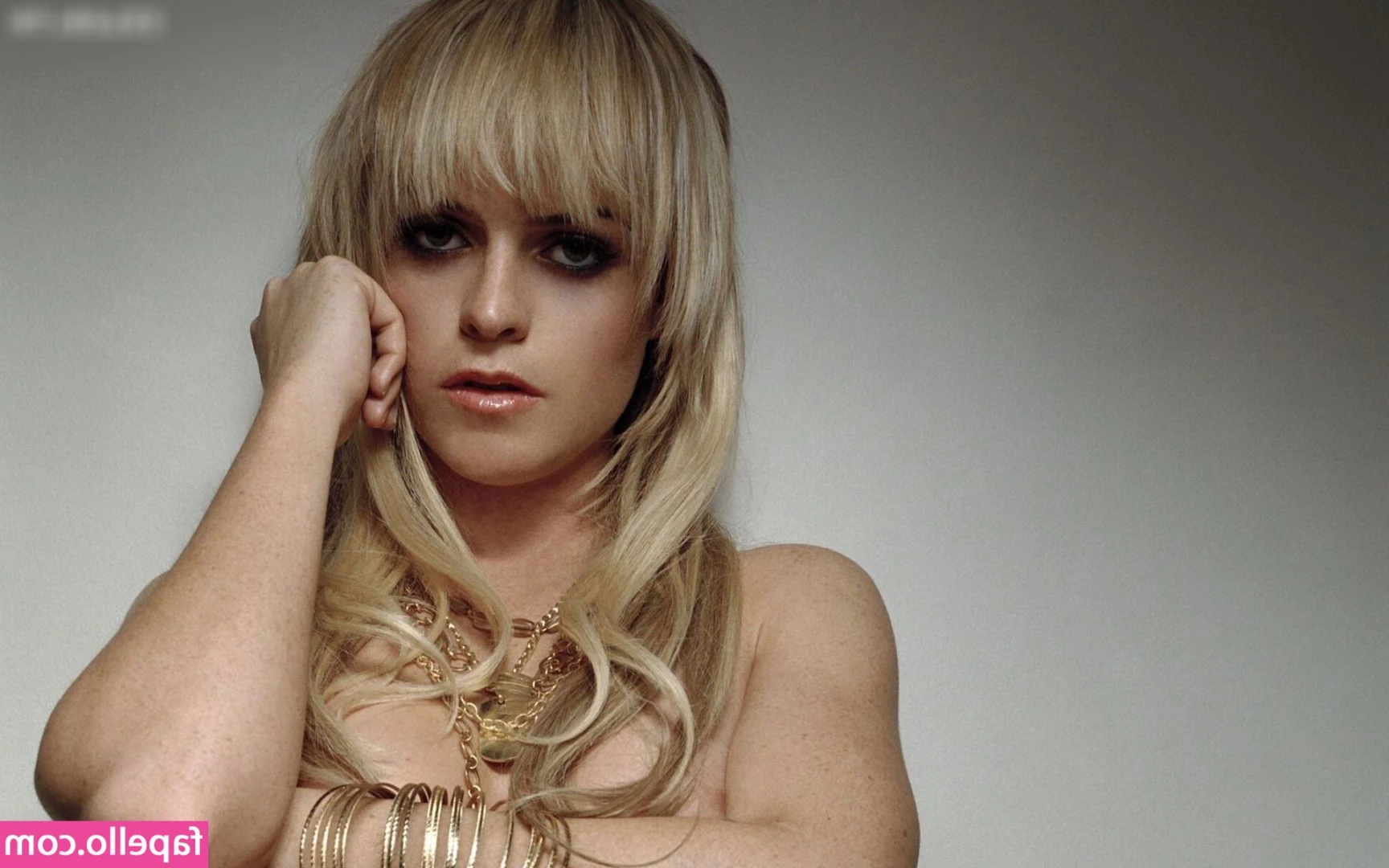 Taryn Manning [ taryn-manning ] - Ahhh yes daddy I want to be your perfect little slut and show you how