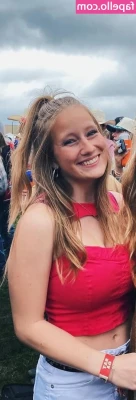 Morgan Riley [ morgan-riley ] - Just like a good car a girl should have maintenance 😀 Self-care