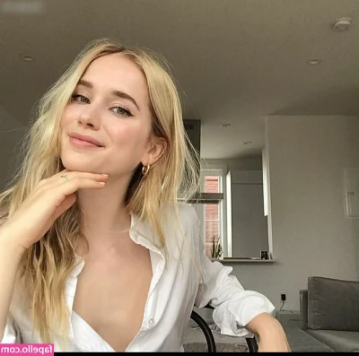 Elizabeth Lail [ elizabeth-lail ] - BONUS! Post Gym and post shower! Time to answer all your