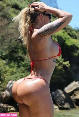 Victoria Lomba [ victoria-lomba ] - A partir de mañana vienen videos en exteriores  Da like   a todas