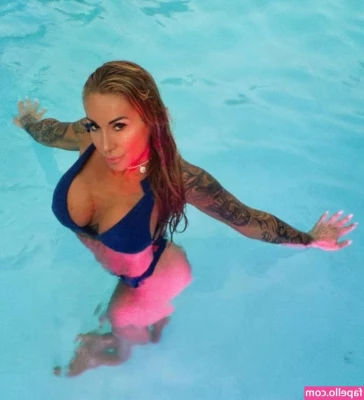 Victoria Lomba [ victoria-lomba ] - Ignoring you until you do something to improve my life today.