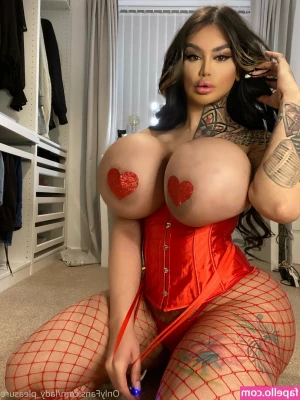 bimbo_nicki [ bimbo-nicki ] - Waiting for you to rip my robe off  grab my hair and throw me on the
