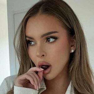 Sara Chafak