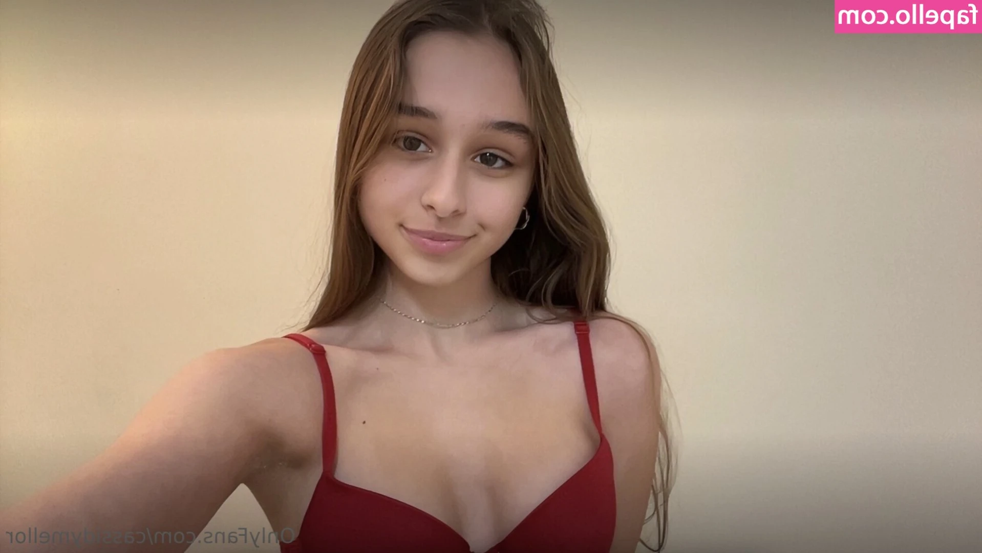 cassidymellor - Wanna see me stripping out of this sexy lingerie?  Showing off this