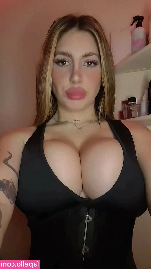 Daiana Del Castillo [ daiana-del-castillo ] - Welcome for all the new fans! ❤️ Just amazing today! Check your