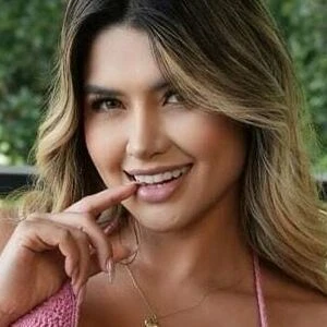 Esmeralda Munõs