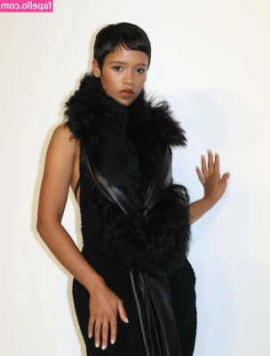 Taylor Russell [ taylor-russell ] - I need that  to beat this kitty up goooood