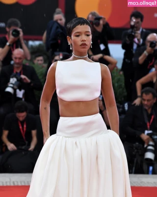Taylor Russell [ taylor-russell ] - sweet dreams... with me in them🙈🥴💕