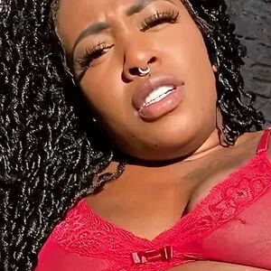 Lanegra_loly
