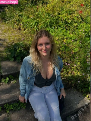 Lina de Groef [ lina-de-groef ] - Tell me your latest fantasies😏💖⬇️