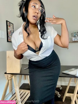 cheybae - Did you know I’m an artist ☺️