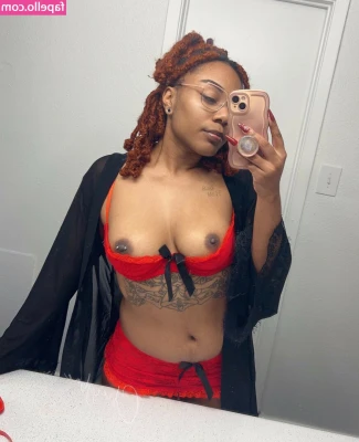 cheybae - Super dooper Saturday to all of my amazing fans ❤️ I'm so