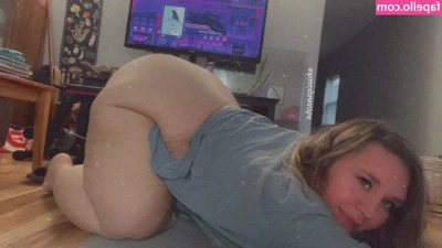 xkiwixpeachx - Call me pretty pussy MINA 💦👅👅 DM me if you wanna see me pop