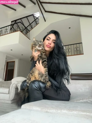 Jessica Cediel [ jessica-cediel ] - POV blowjob and facesitting with @andreazhay