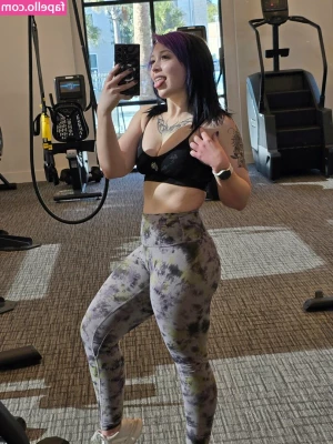 Itsqueenmanda - Titty Tuesday is best celebrated on our VIP page  northernexposure4u