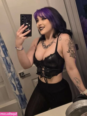 Itsqueenmanda - Should I upload a squirt video