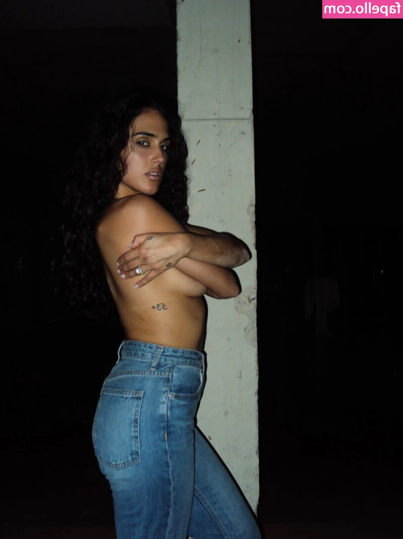 Renata Pereira Lima [ renata-pereira-lima ] - From the back is how I like it 💋