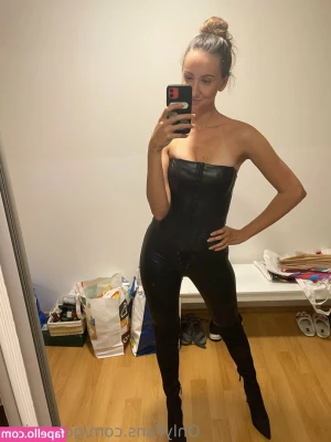 goldhailey - POV you re my pussy getting your daily morning moisturizer