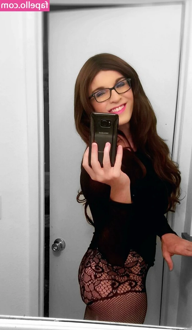 Lana Watson [ lana-watson ] - New videos coming 😚♥️