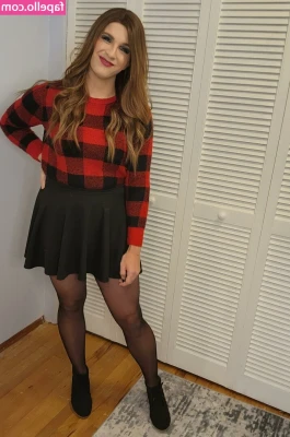 Lana Watson [ lana-watson ] - JOI, FOOT FETISH, BLOW JOB, ROLE PLAYING😜... or whatever else you
