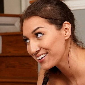 Bella Rolland