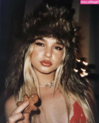 Abby Paradise [ abby-paradise ] - Timeline Tease 😈 Beat the post to see what happens next..