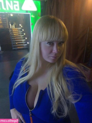 Mila Kuznetsova [ mila-kuznetsova-1 ] - Do you like what I m wearing or should i wear a little less