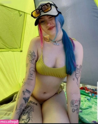 lenavsophie - Highlight from my show yesterday that was such an epic squirt it HAD