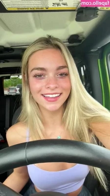 Addison Grawer [ addison-grawer ] - A 5 minute video of me playing with myself on camera :3  I'm finally