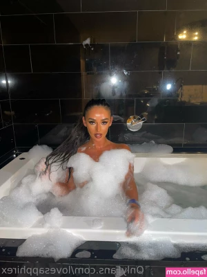 Lovesapphirex - Are you ready for the game honey