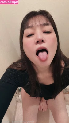 Kurotsuki Kanase [ kurotsuki-kanase ] - Upskirt   if you have auto renew on  check your DMs for a   pic 