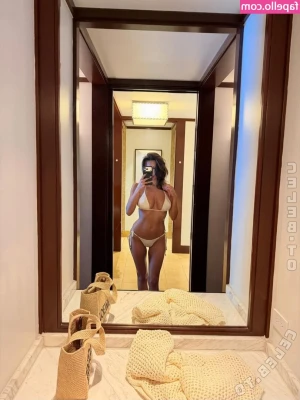 Devin Brugman [ devin-brugman ] - Trying a new hair colour for a bit 😍