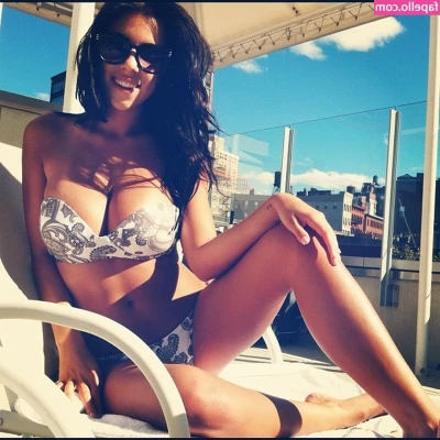 Devin Brugman [ devin-brugman ] - Hi    Do you want to be part of a bath adventure  write us a message