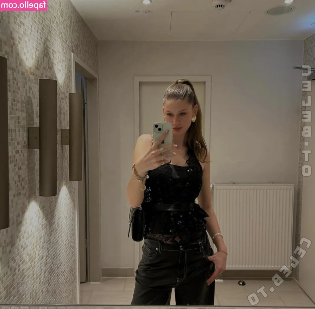 Paula.ptrc [ paula-ptrc ] - Stream started at 07/08/2023 03:34 pm  come and see what i’m doing