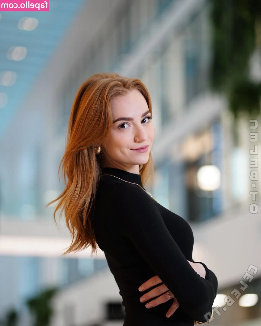 Nadine Katzenschläger [ nadine-katzenschlger ] - 𝐂𝐡𝐢𝐧𝐞𝐬𝐞 𝐍𝐞𝐰 𝐘𝐞𝐚𝐫