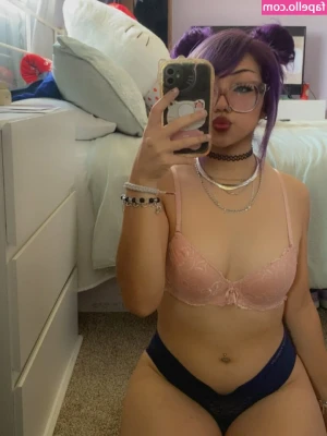 Melllissa.s [ melllissa-s ] - Titties for touchdowns