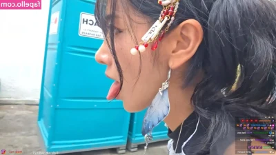jinnytty [ jinnytty-1 ] - Just got walked like a dog to the OPEN WINDOW of his hotel room.To