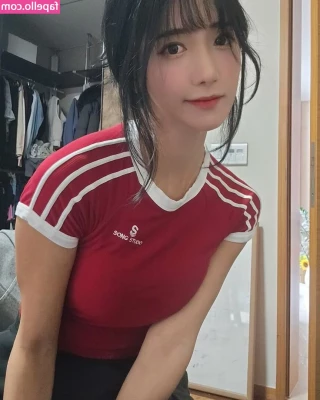 jinnytty [ jinnytty-1 ] - Feeling myself in the shower