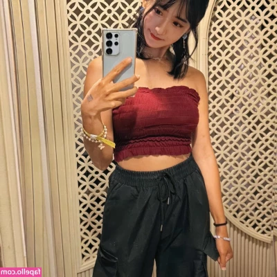 jinnytty [ jinnytty-1 ] - BTS of the trail photoshoot
