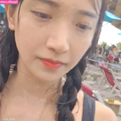 jinnytty [ jinnytty-1 ] - Are you up rn? I’m so wet and can’t sleep 😣