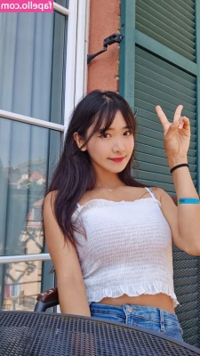 jinnytty [ jinnytty-1 ] - Behind the scenes of my latest shoot I can t wait till this content
