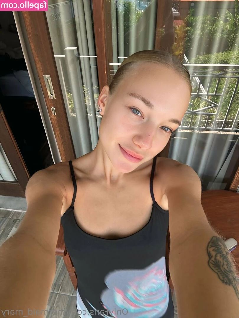 mermaid_mary [ mermaid-mary ] - Want some more of me?😈🎀