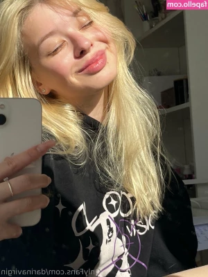 darinavirgin - Cum suck and rub me plz  All natural everything   Come bring me Taco