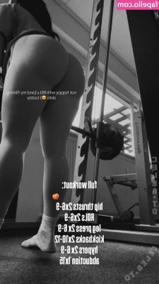 sinarwtz - I want to use your bank account like a pussy 😏