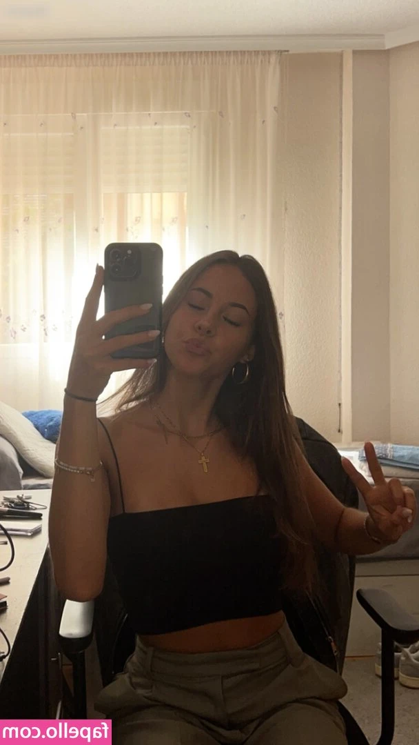 elisa maria [ elisa-maria ] - It's #themole and #bedsuck34
