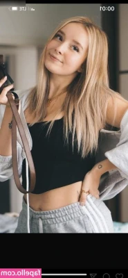MinusElf - Love-Stricken & in need of a Dickin' 🍆