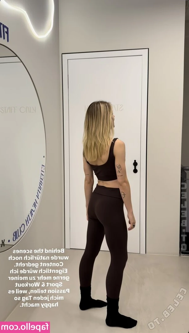 Diana zur Löwen [ diana-zur-lwen-1 ] - Keep stroking, baby 🥵
